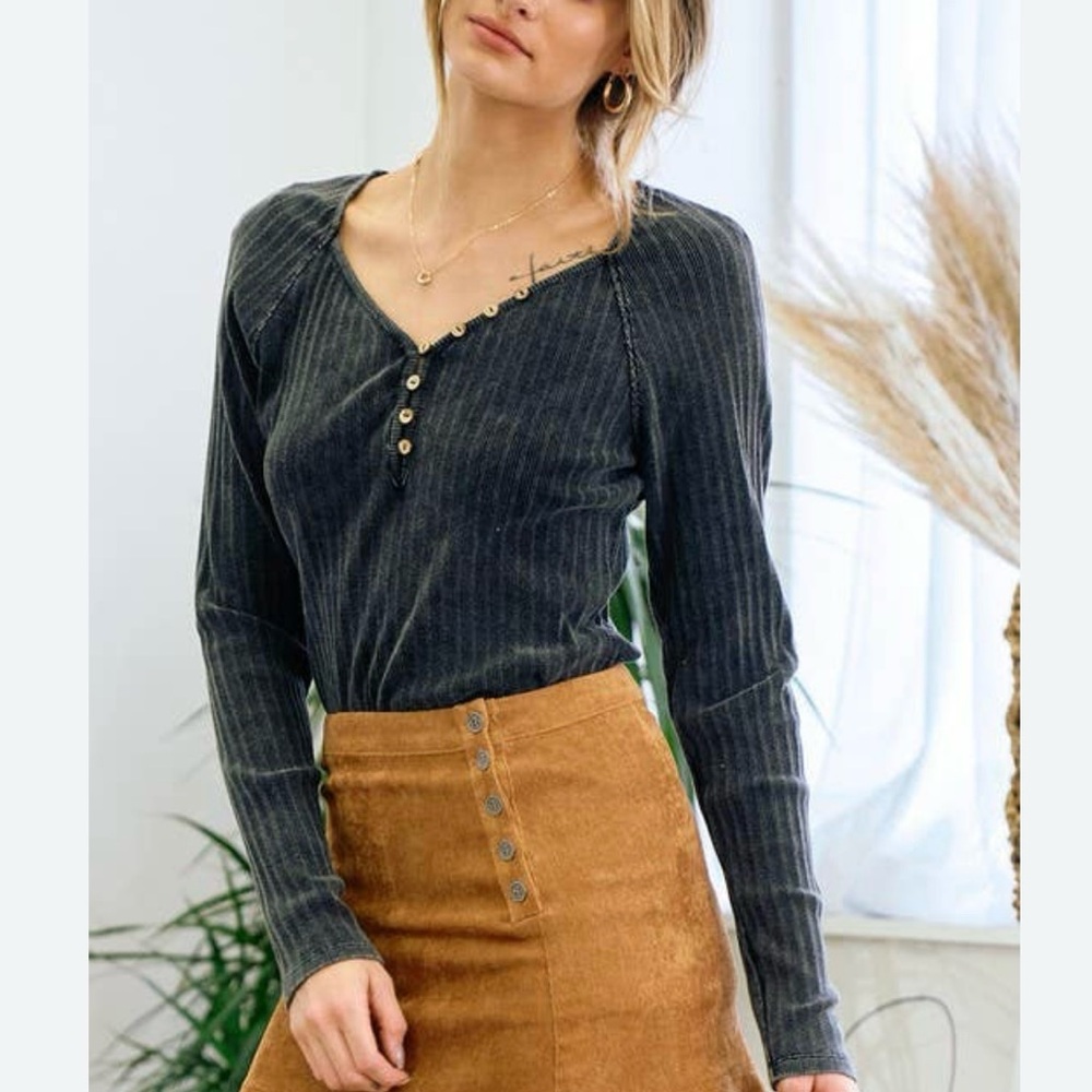 The post Boutique ribbed Henley top